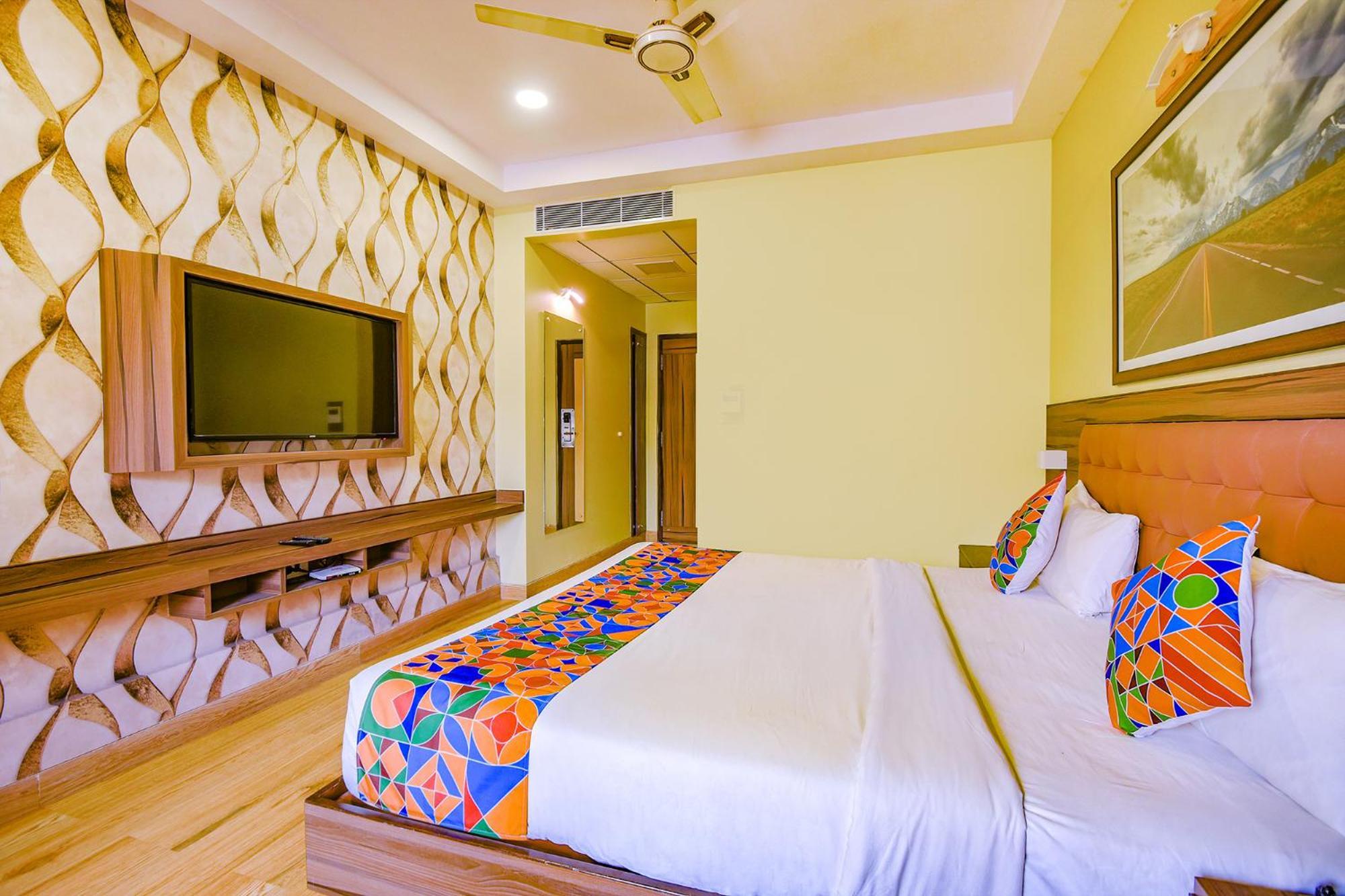 Fabhotel Phoenix Resorts - Nr M Chinnaswamy Stadium Bangalore Exterior foto